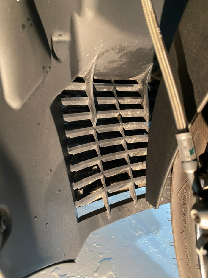 20221111c400gt31.jpeg