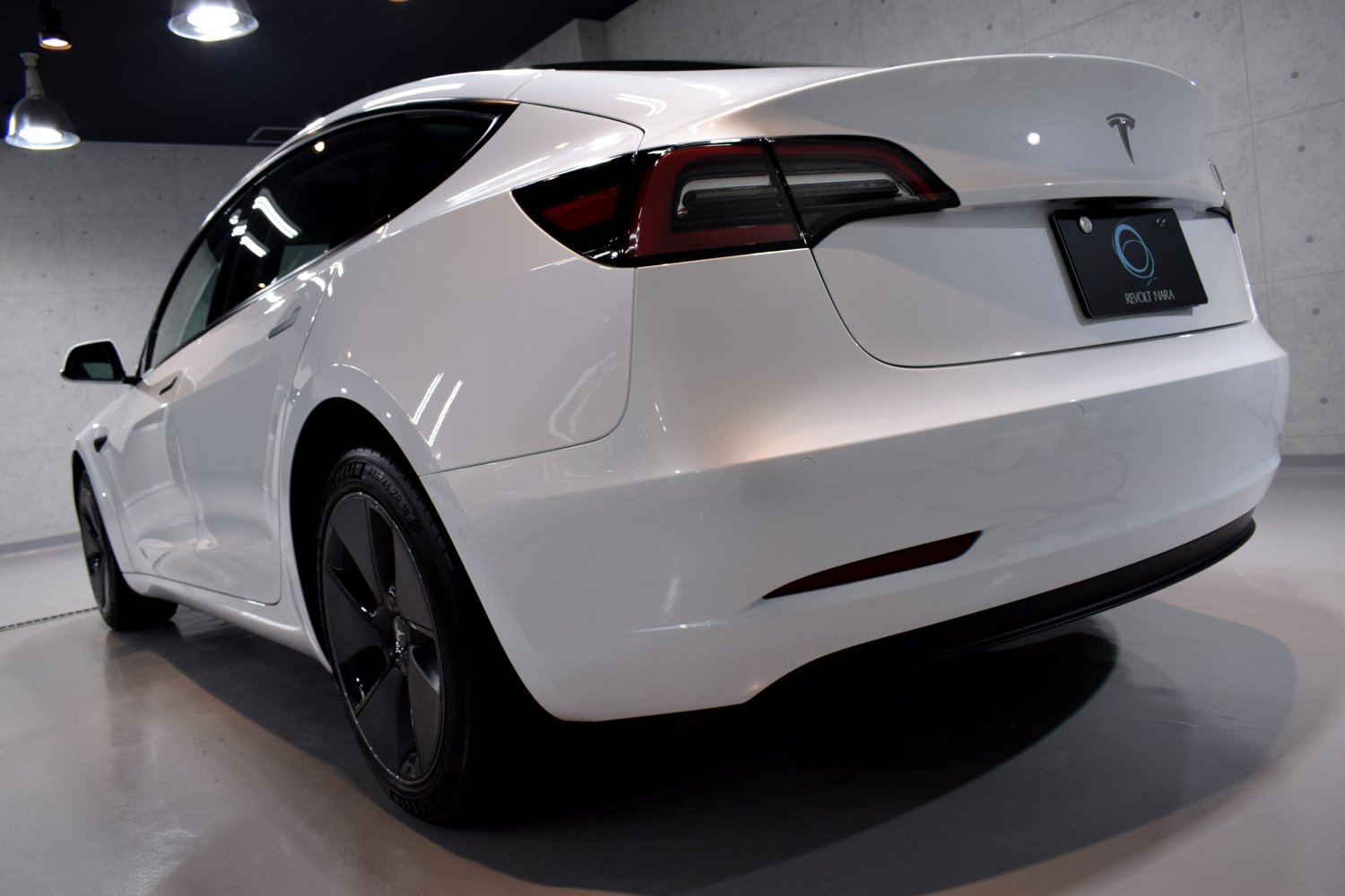 20221211tesla3.jpg